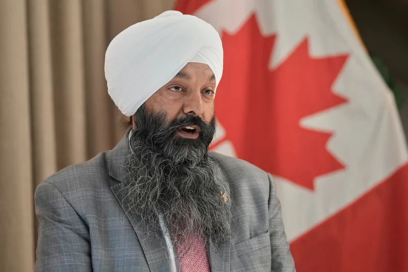 Canadian official announces new aid to Lebanon, condemns Israel’s ‘unlawful invasion’