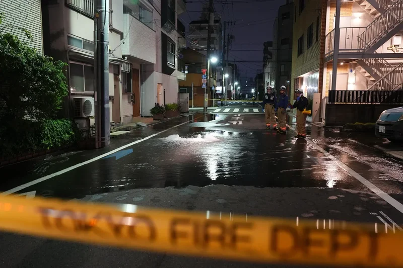 A moderate earthquake shakes Japan, injuring more than 30 people in the Tokyo region