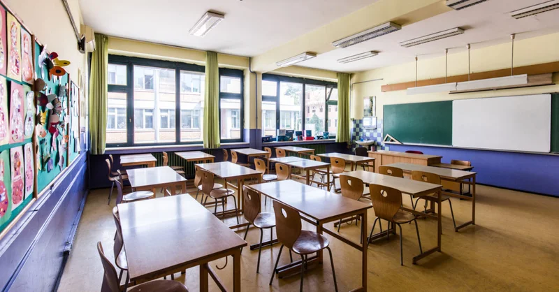 Brazil Crypto Licensing Rules Take Effect as School Phone Ban Beds In