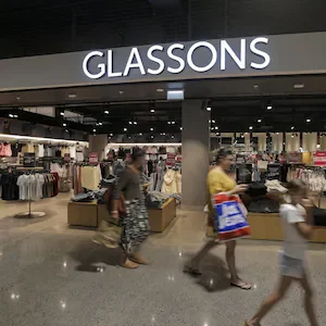 Glassons Sydney shoppers injured at store opening as crowd surges in rush to be first