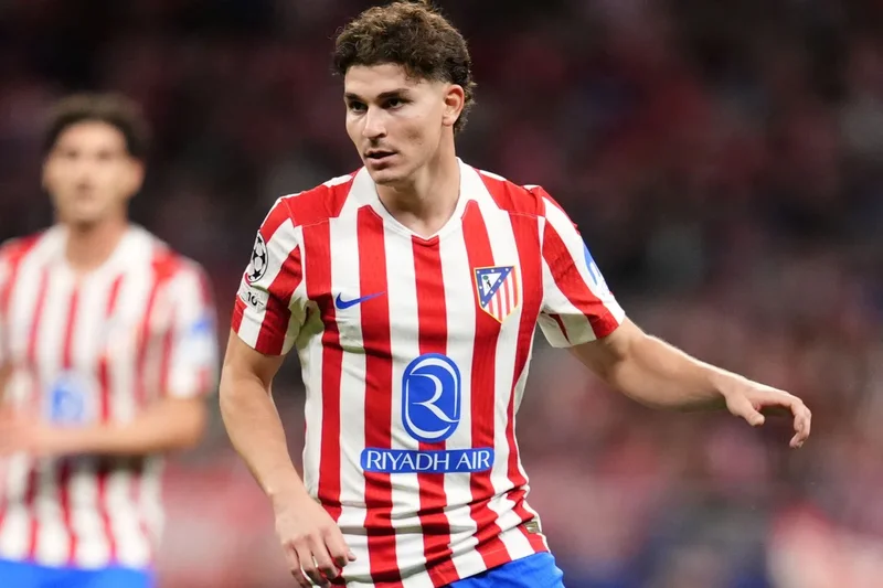 Transfer news LIVE: Arsenal given Alvarez green light, Liverpool turned down by Real Madrid forward, Man Utd’s new left back target