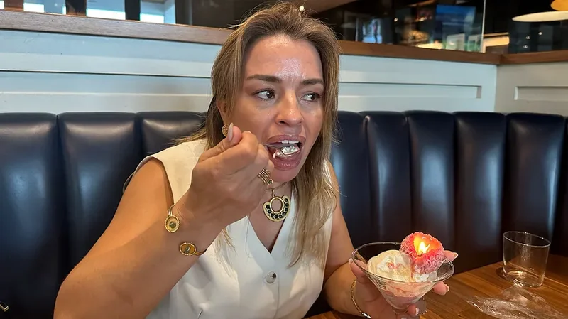 The dinner candle you're actually supposed to eat as restaurants chase memorable experiences