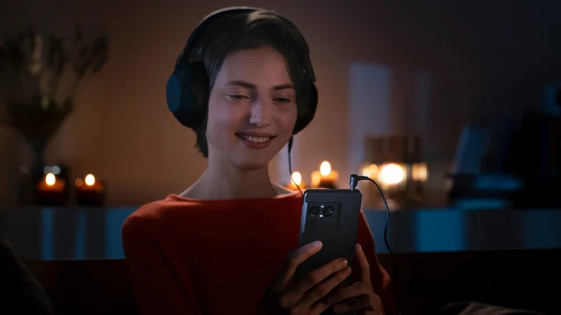 Sony says the 3.5mm headphone jack is still a hit, and its phone sales back it up