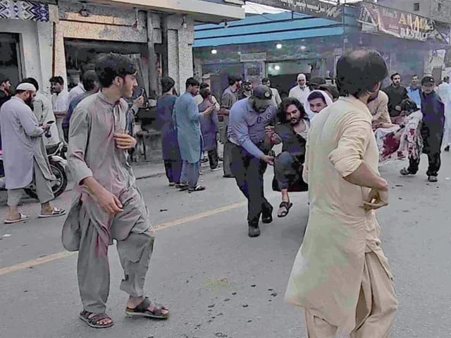 Suicide blast hits Swat police station