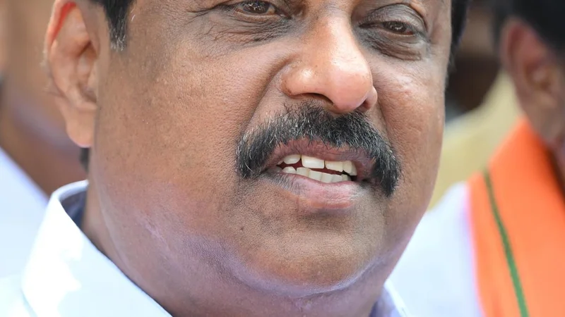 T.N. farmers are cheated whenever Congress is in power in Karnataka: Nagenthran