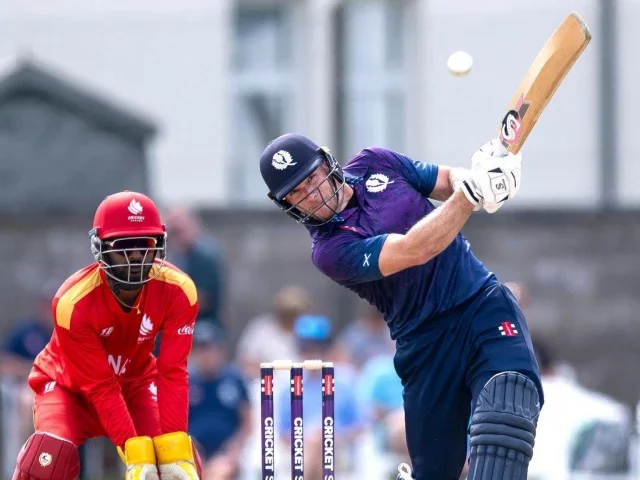 Robertson stars on debut as Scotland beat Canada