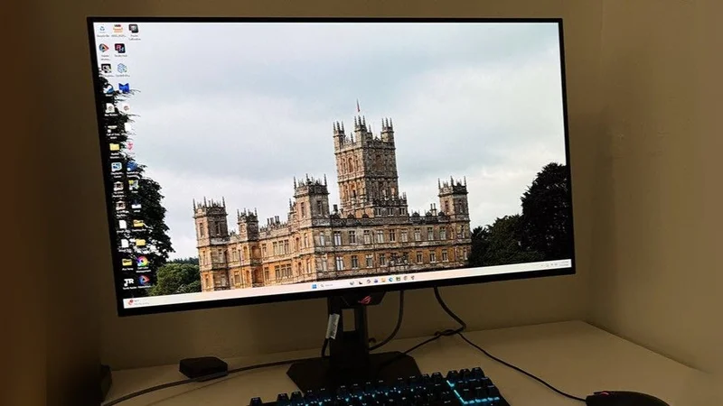 Asus ROG Strix XG32UQWMS 4K OLED gaming monitor review: Fast and flexible performance