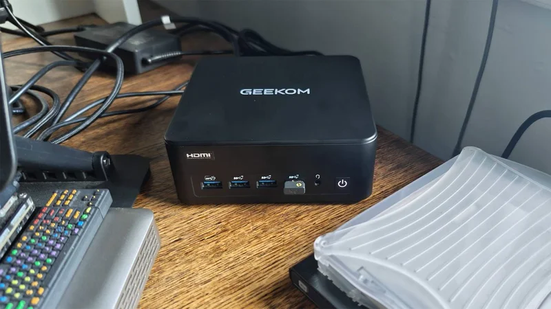 Geekom IT13 Max 2026 review: Meteor Lake rides again in a $799 mini PC