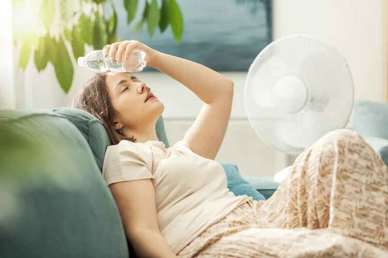 What is heat stroke? The symptoms and signs to look for during a heatwave
