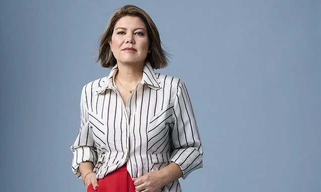 At 54, I found myself out of work and I was rejected from hundreds of roles. Then, I discovered 'CV-Botoxing' and was offered a senior job with a top salary. Find my step-by-step guide to exactly how I did it in the Morning Mail newsletter