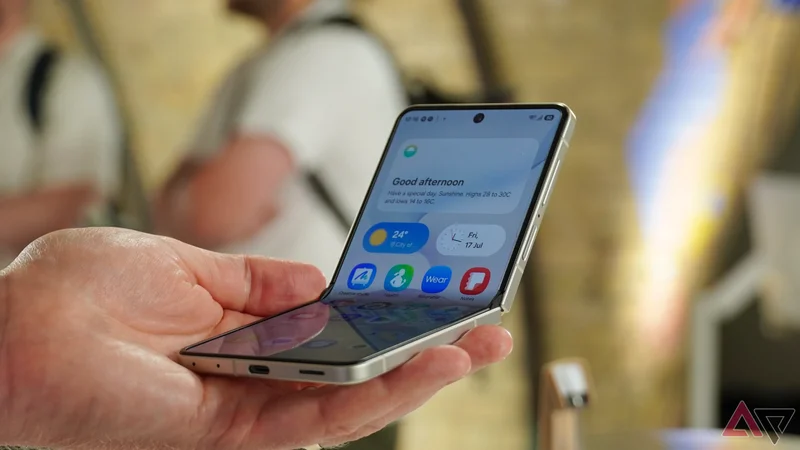 Google Fi just knocked $600 off Samsung's Z Flip 8