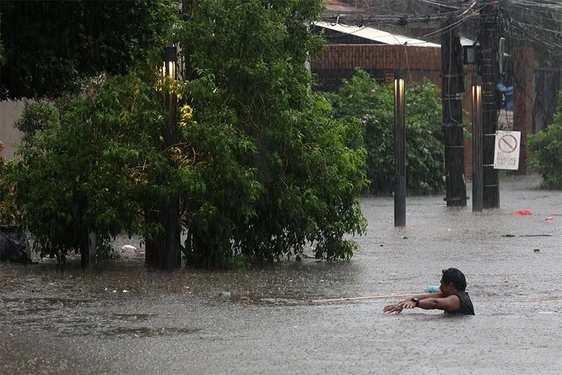 Metro inundated as monsoon rains persist