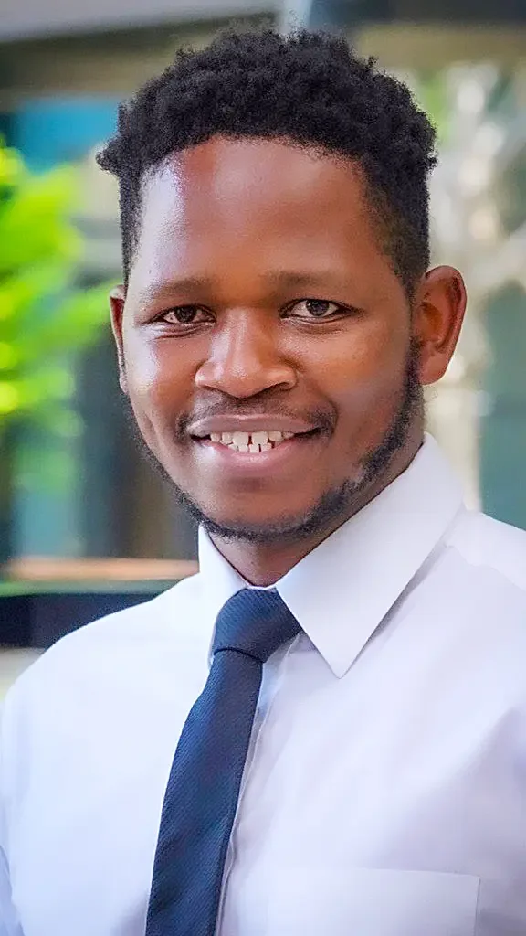 Dr Zweli Hlatshwayo