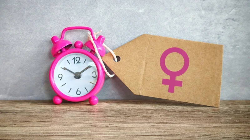 Researchers tracked biological aging for decades and found a striking pattern in women