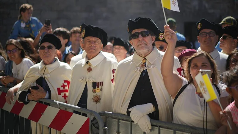 Pope praises tiny country as model of freedom and civic responsibility