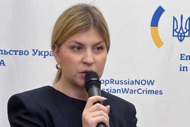 Zelensky sacks his ambassador to the US