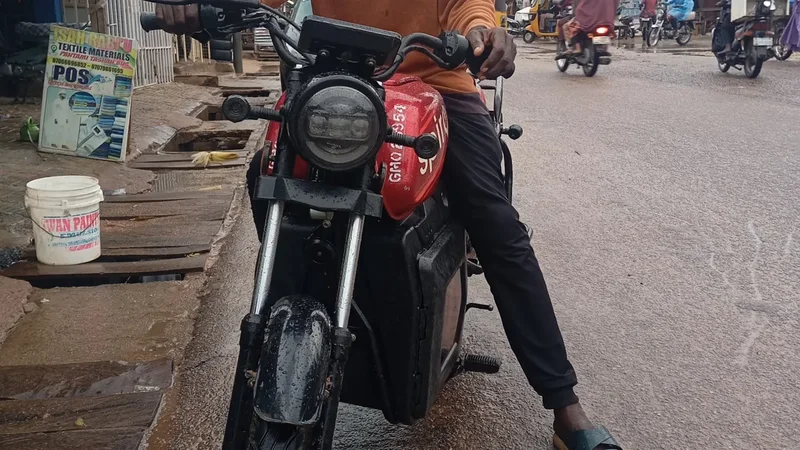 As petrol prices soar, electric bikes gain ground in Nigeria
