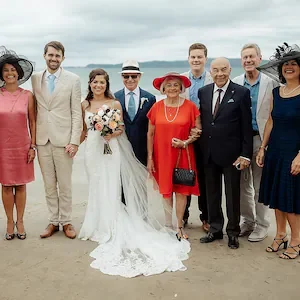Barfoot & Thompson agent Philip Davis dies unexpectedly at family wedding in Bali