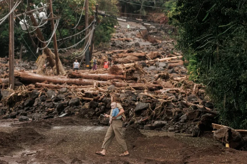 Tropical Storm Moke advances toward Hawaii as winds strengthen