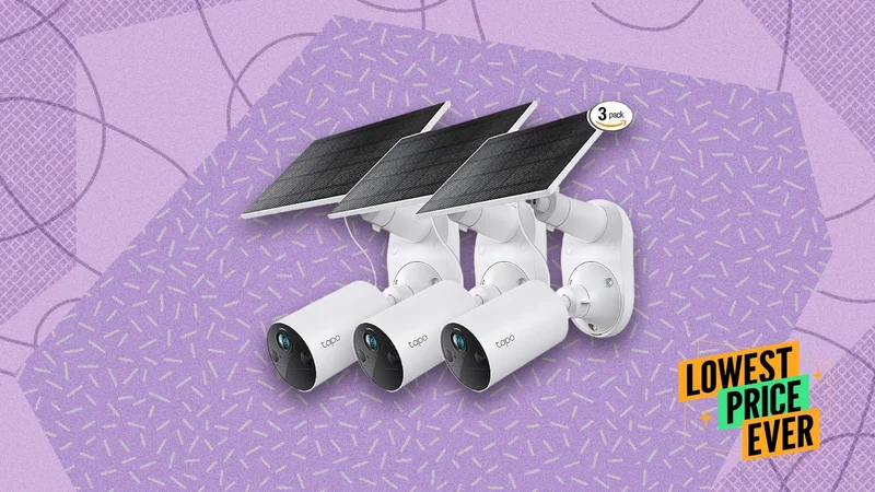 This Solar-Powered Security Camera Kit Is 33% Off Right Now
