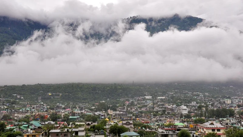 Schools closed in Himachal’s Kullu in view of heavy rains; orange alert issued in three districts