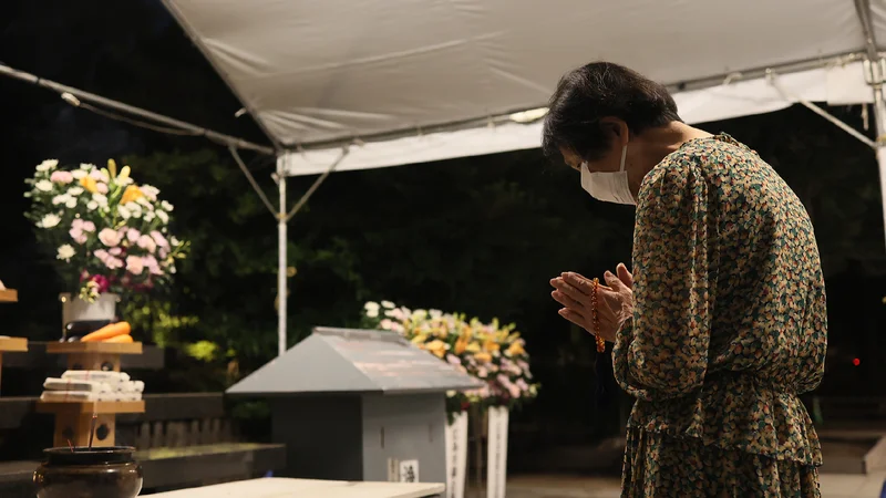 Hiroshima anniversary overshadowed by nuclear policy concerns
