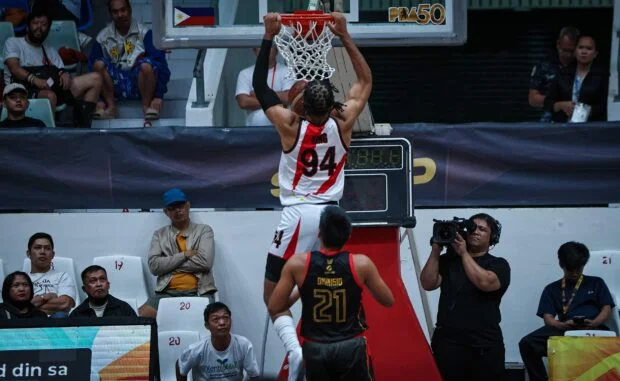 PBA: San Miguel dumps Titan Ultra, rises to 7-2 before long break