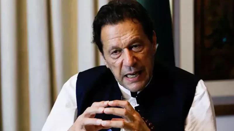 Imran Khan's kin say Pak govt violated court order for not taking ex-PM to private hospital