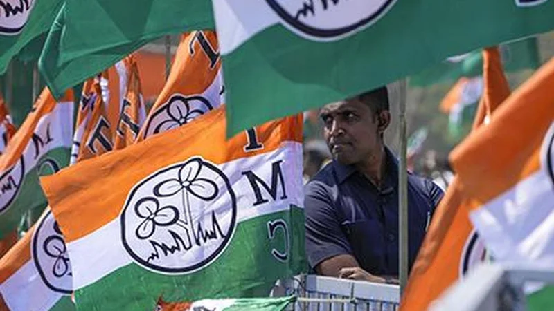 Supreme Court declines to intervene in Trinamool plea on frozen bank accounts