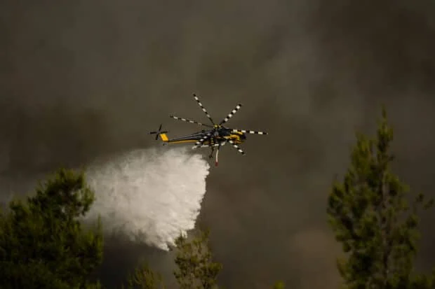 Helicopter crew killed in Greece fires