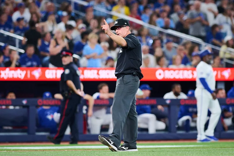 Red Sox score bizarre run on sacrifice fly without tagging up from 3rd base