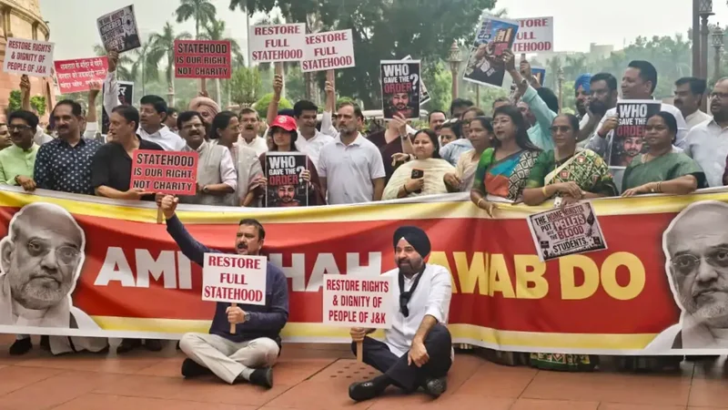 With all eye on delimitation &amp; FCRA, Parliament monsoon session sinks deeper into deadlock