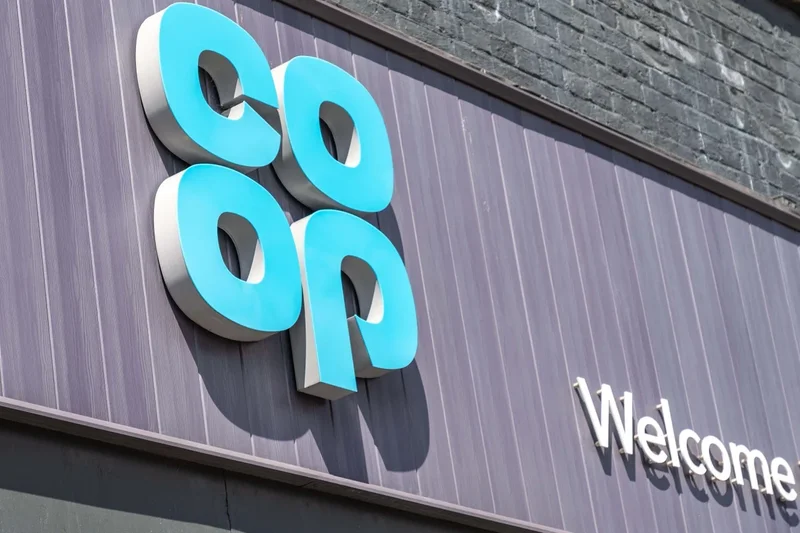 Co-op Group chairwoman Debbie White to step down