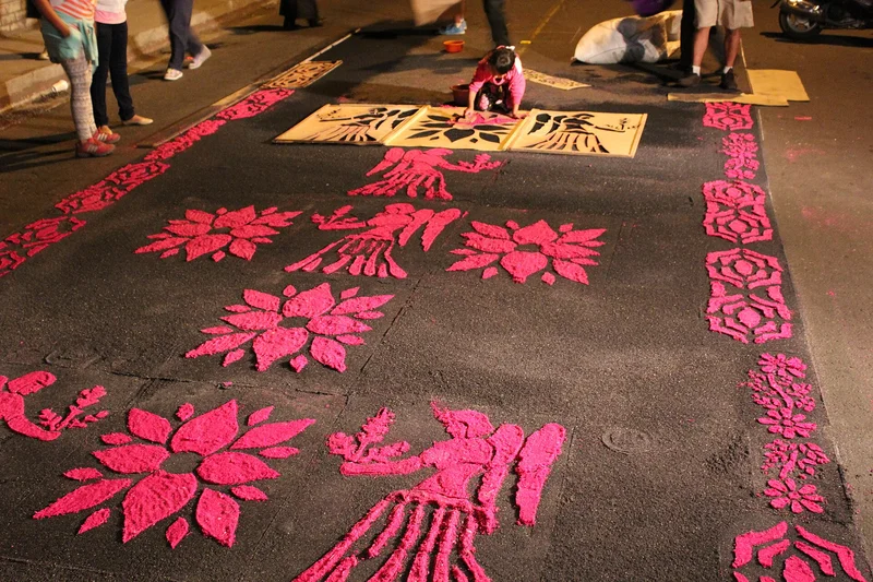 Central America Culture Guide: Books, Flowers, Light