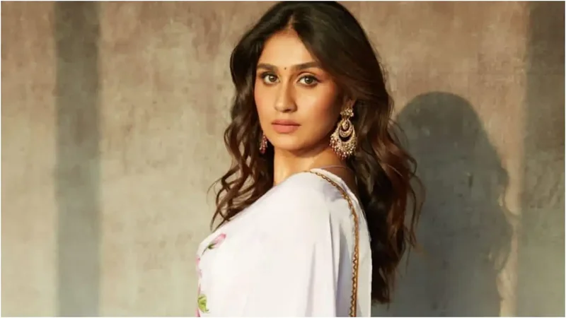 Who is Antara Banerjee? Actress held over alleged train clash, razor attack