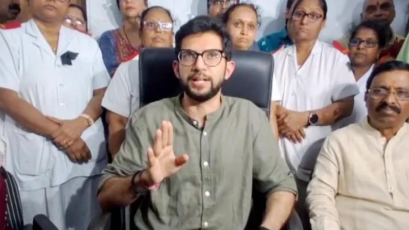 Aaditya Thackeray writes to DGP seeking clarity over withdrawal of FIRs against student protesters
