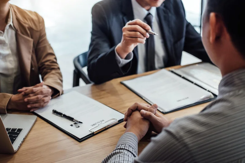 In post-pandemic world, job candidates feel caught between suits and hoodies