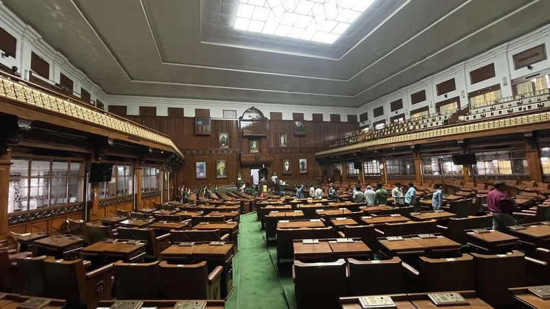 Congress intensifies outreach to disgruntled MLAs fearing their absence from Monsoon Session