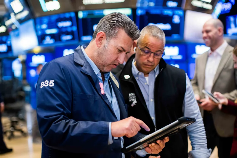 Stock futures are little changed after S&P 500 posts third straight losing day: Live updates