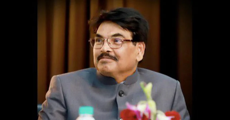 Bar Council chairman apologises to law students amid NALSAR row