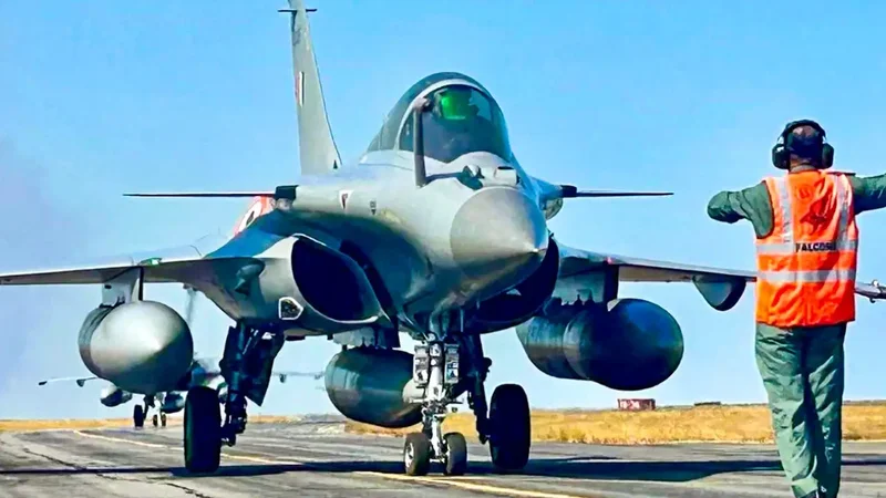France submits detailed proposal to India’s request for 114 Rafales