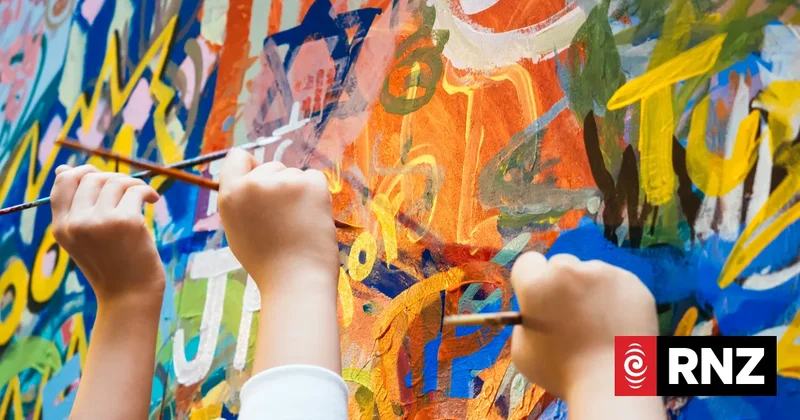 Concerns over toy industry's bid to revert art safety standards
