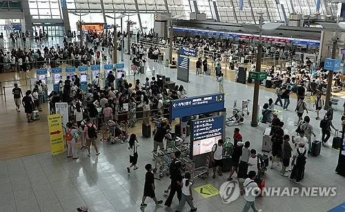 Incheon airport ranks world's No. 1 in int'l passenger traffic in first half