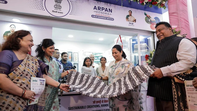 ‘Arpan Kendras’ launched at 5 Delhi metro stations to donate old clothes