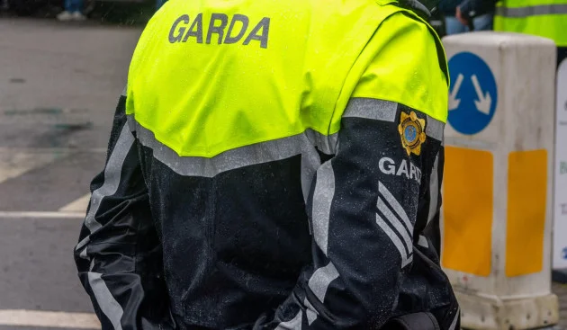 Man brought to hospital after firearm shot at home in Galway