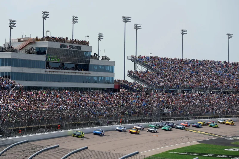 Ty Gibbs holds on to win NASCAR Cup Series race at Iowa Speedway