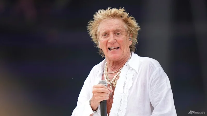 Rod Stewart calls off remaining tour dates after coronary stent procedure
