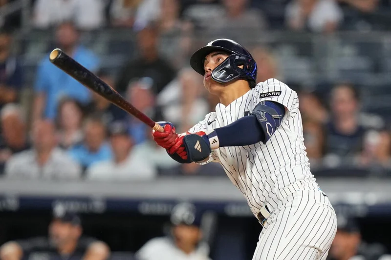 George Lombard Jr. homers in memorable big league debut as Yankees blank Cardinals 2-0