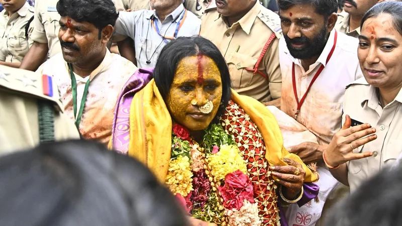 Ujjaini Mahankali Rangam 2026: Oracle predicts heavy rains in Telangana, warns of fires, accidents and loss of lives
