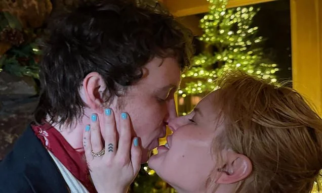 Bruce Willis and Demi Moore's daughter is now married! Tallulah Willis and Justin Acee say 'I do' in Idaho